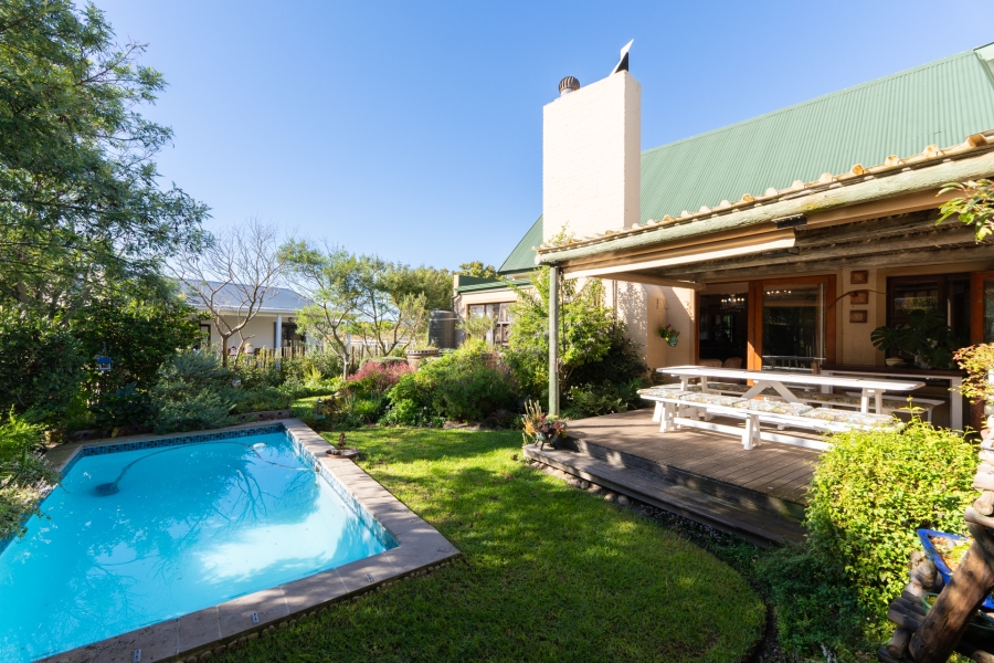 4 Bedroom Property for Sale in Bettys Bay Western Cape